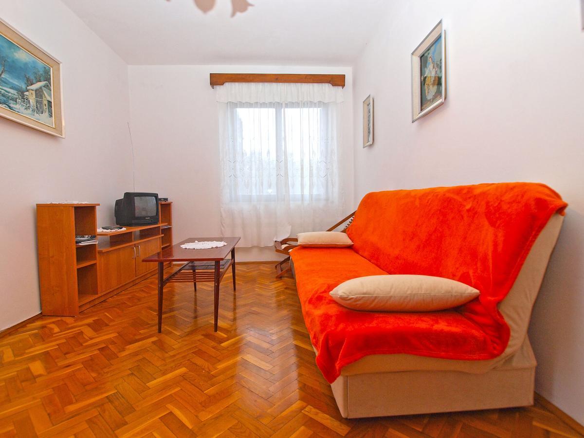 Apartments Dvorine 1210 Банджоле Экстерьер фото
